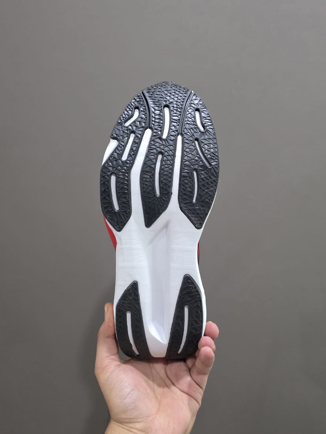 NEW BALANCE SHOES