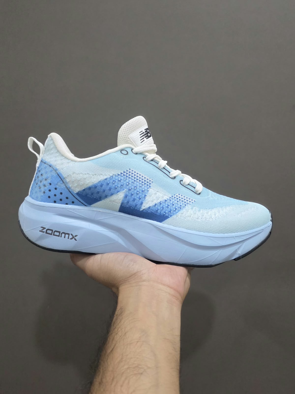 NEW BALANCE SHOES
